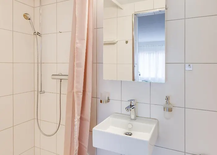 Sternen - Bergluft Und Seetraeume Faulensee